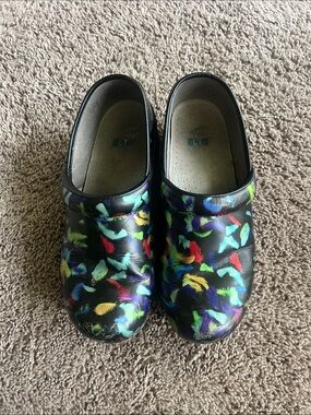 Dansko LT Comfort Clog Multicolor Slip On Block Heel Size 9/EU Size 40